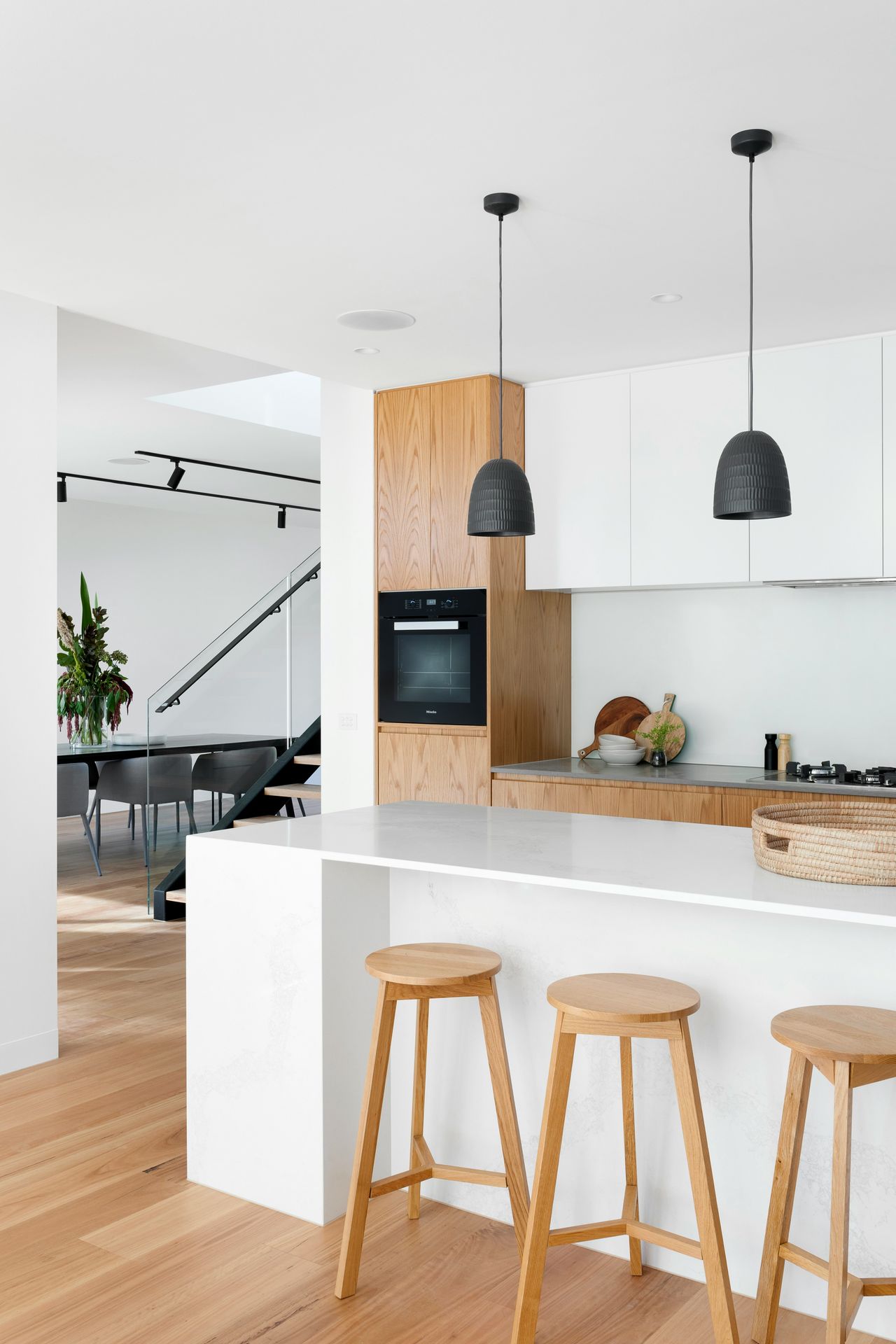 Cozinha contemporânea concluída pela Senna